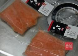 雪白菇鲑鱼味噌汤的做法图解2