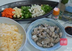 鲭鱼炒饭的做法图解1