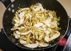 奶油蟹肉意大利面的做法图解2
