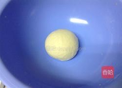 牛奶白面包的做法图解1