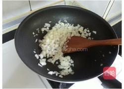 奶油菠菜的做法图解1