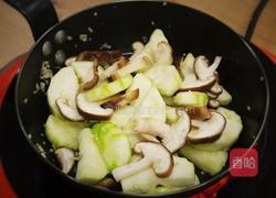 土锅蟹肉粥的做法图解2