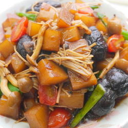 红烧蕈菇大头菜的做法[图]