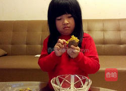 草莓地瓜茶巾绞的做法图解2