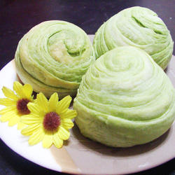 抹茶蔓越莓螺旋酥的做法[图]