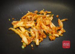 韩式泡菜炒粉条的做法图解3