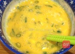 吻仔鱼煎蛋的做法图解2