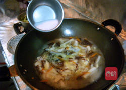 酸辣墨鱼饺汤的做法图解6