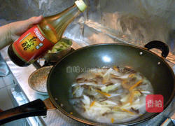 酸辣墨鱼饺汤的做法图解5