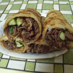 沙茶牛肉卷饼的做法[图]