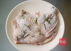 迷迭香鸡腿排的做法图解3