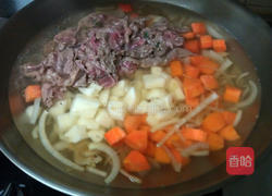 马铃薯炖牛肉的做法图解4