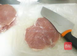 爆浆蓝带猪排的做法图解2