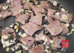 香料橄榄牛小排的做法图解3