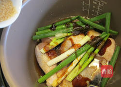 免油酱烧鸡腿的做法图解4