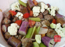 迷迭香丸子炖菜的做法图解7