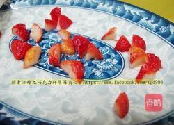 巧克力鲜草苺夹心的做法图解2