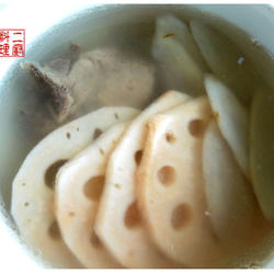 莲藕牛蒡排骨汤的做法[图]