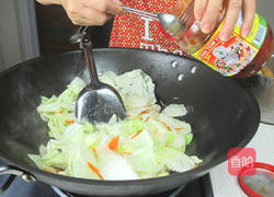泰式酸辣烩白菜的做法图解5