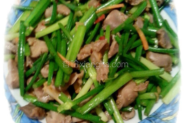 韭菜花炒鸡胗