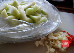 蒜辣凉拌菜心的做法图解1