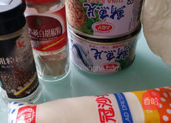 鲔鱼沙拉三明治的做法图解1