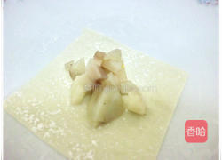 蔬菜虾仁酥包的做法图解5