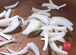 扬出丸子烩白菜的做法图解6