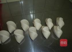 榨菜肉包的做法图解2