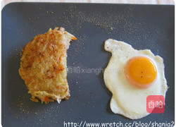 红萝卜马铃薯煎饼的做法图解4