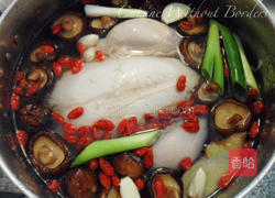 人参鸡汤的做法图解2