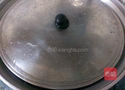 冰糖木耳莲子汤的做法图解5