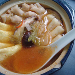 桂冠三饺泡菜锅的做法[图]