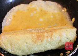 热狗海苔鸡蛋卷的做法图解3