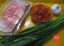 泡菜炒肉丝的做法图解1