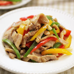 彩椒肉丝的做法[图]