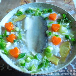 红萝卜虱目鱼粥的做法[图]