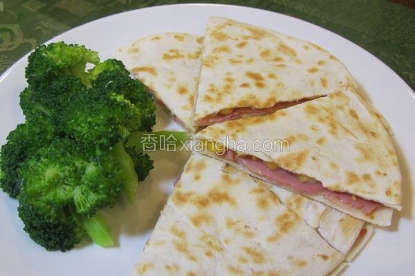 火腿玉米墨西哥饼