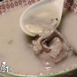 眉豆花生猪骨粥的做法[图]