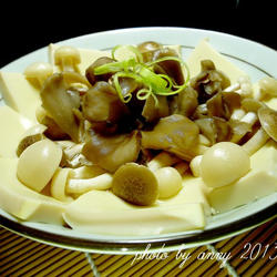 酒蒸菇菇豆腐的做法[图]