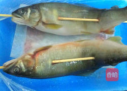 烤香鱼的做法图解1