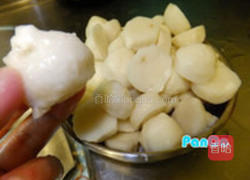 葱爆虱目鱼丸的做法图解2