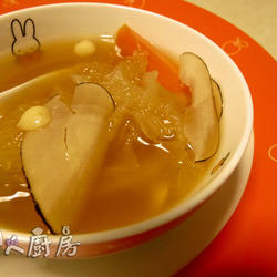 海底椰雪耳猪展汤的做法[图]