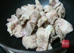 金针香菇排骨汤的做法图解4