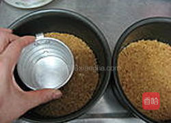 轻乳酪蛋糕的做法图解2