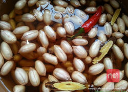 香卤花生的做法图解2