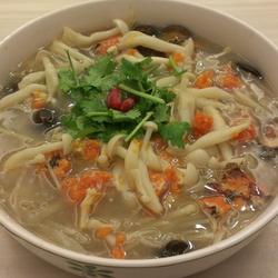 蟹黄菇白鲜竹羹的做法[图]