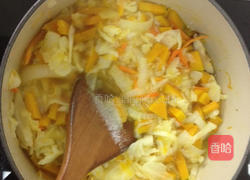 LC南瓜炒年糕的做法图解1