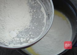 樱花蛋糕卷的做法图解3