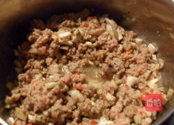 不腻之茄汁肉酱的做法图解2